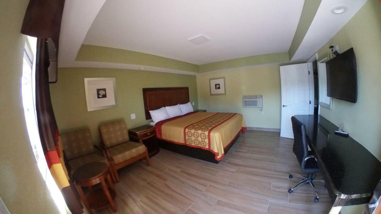 Travel Inn Of Riviera Beach Zewnętrze zdjęcie